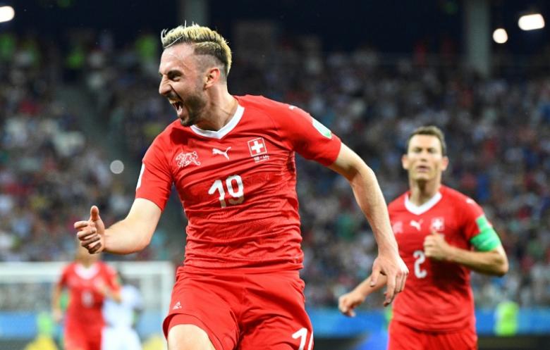 مونديال 2018: سويسرا الى ثمن النهائي لمواجهة السويد
