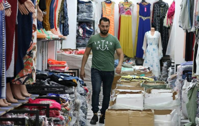 الاردنيون يعلقون آمالا على إعادة فتح الحدود السورية لإنعاش الاقتصاد