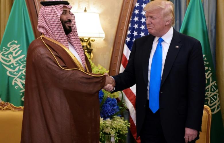 ترامب يشكر السعودية على انخفاض أسعار النفط