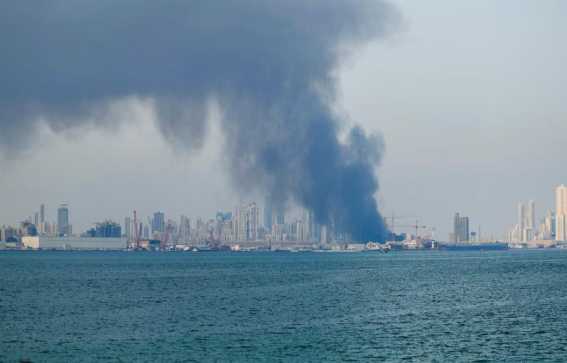 إيران تواصل اعتداءاتها والدفاعات الخليجية تصد صواريخها ومسيّراتها