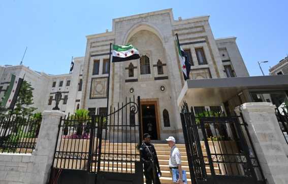 مجلس الشعب يلتئم الاثنين في أولى جلساته بعد الإطاحة بنظام الأسد