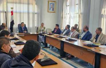 تشديد حوثي على وسائل الإعلام للتعتيم على أثر الضربات الأميركية