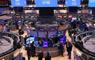 المخاوف من فقاعة الذكاء الاصطناعي تمتد إلى أسواق الائتمان