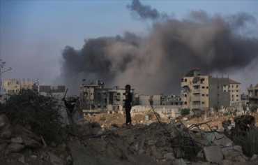 العالم أمام مرآته المكسورة