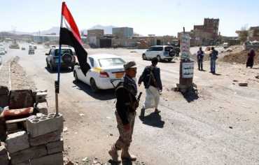سلطة الحوثي تضاعف إجراءات تقييد السفر والتنقل بحق اليمنيين 