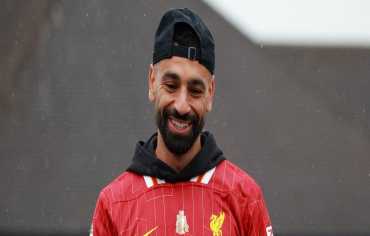 صلاح يتصدر مرشحي جائزة أفضل لاعب في الدوري الإنجليزي