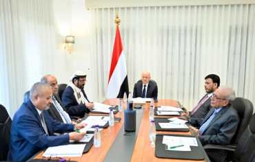 «مجلس القيادة الرئاسي»  يقيّم تقدم الإصلاحات ويشدّد على العمل المشترك