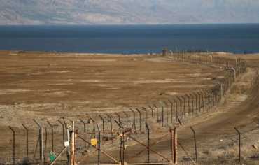 إسرائيل تبدأ بناء "جدار أمني" على الحدود مع الأردن بطول 500 كم