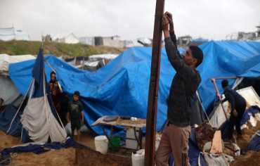 الحرب على غزة: قصف إسرائيلي وسط مباحثات بشأن المرحلة الثانية