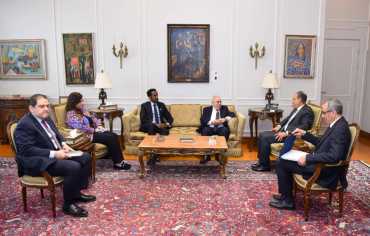 اجتماع دولي بالقاهرة لتنسيق جهود السلام في السودان