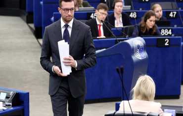  ترامب والشعبويون في أوروبا: ابتعاد تفرضه تقلبات واشنطن