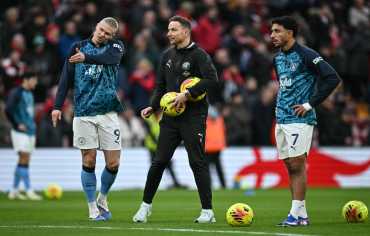 سيتي للضغط على آرسنال المتصدر... واختبار صعب لليفربول في سندرلاند