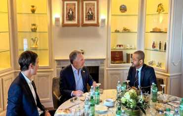  المفاوضات الأميركية - الإيرانية تتوقف ساعات لإجراء مشاورات