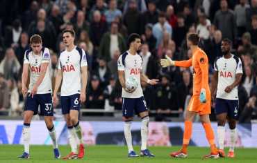 توتنهام يدخل النفق المُظلم.. خطر الهبوط وخسائر مالية كارثية