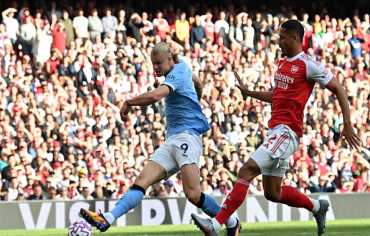 نهائي كأس الرابطة الإنكليزية: أرسنال يطارد المجد وسيتي يتمسك بالتاريخ