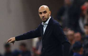 هل يتولى الركراكي تدريب السعودية في كأس العالم؟