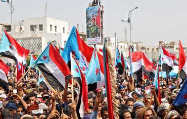  “ المجلس الانتقالي ” يُقرّ باتفاق حضرموت لـرأب الصدع