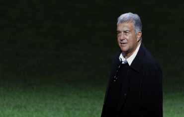 لابورتا يشكك في نزاهة التحكيم: برشلونة يصعّد ضد "يويفا"