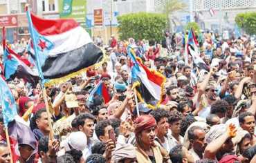 الانتقالي يتراجع عن فعالية بعدن ويعلن إلغاءها إلى أجل غير مسمى