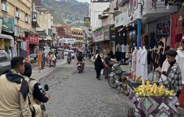 الحوثيون يلاحقون الاتصالات ويوسعون شبكات التجسس جنوب تعز